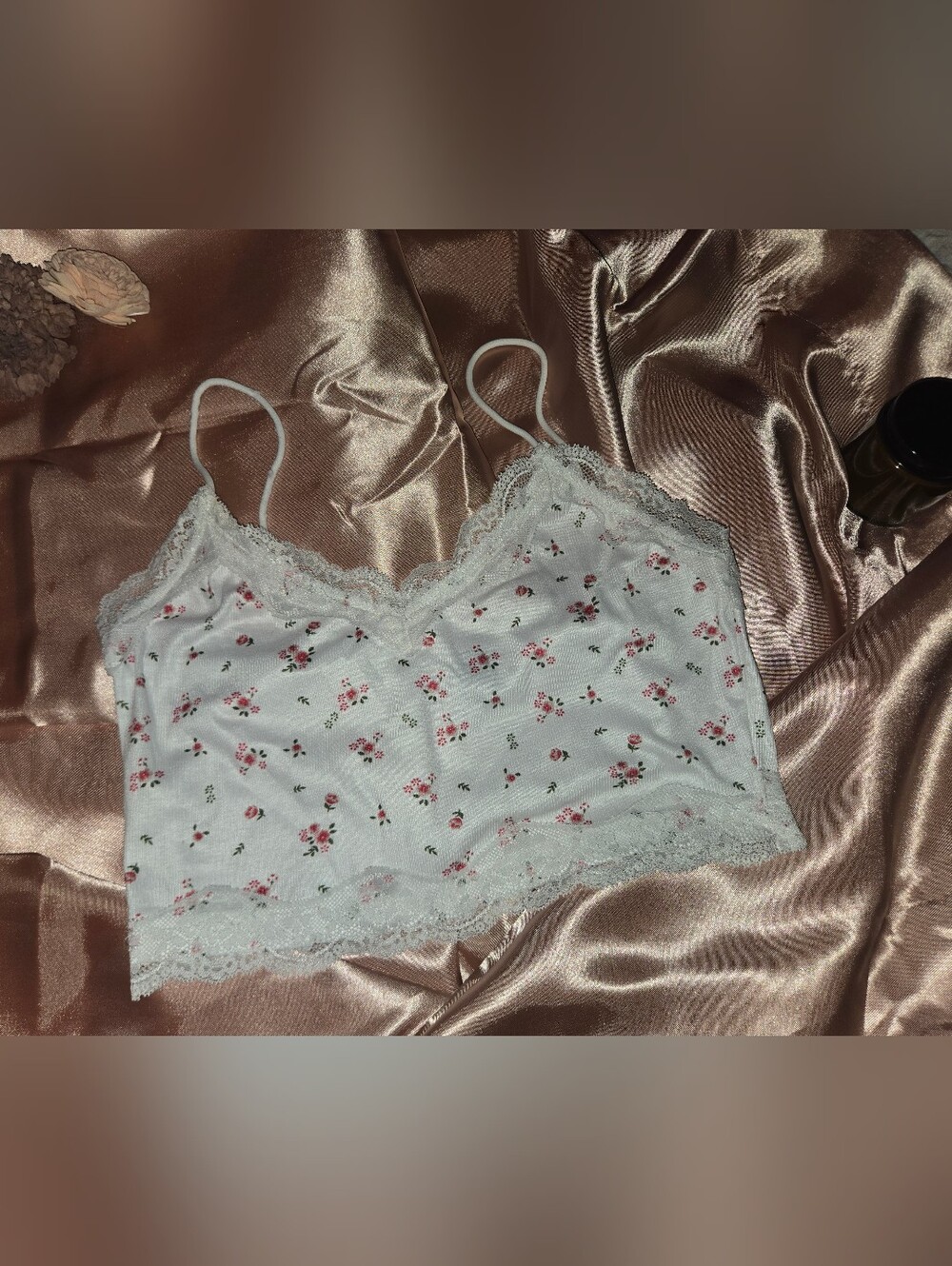 SHEIN White Floral Lace-Trim Bandeau Bralette